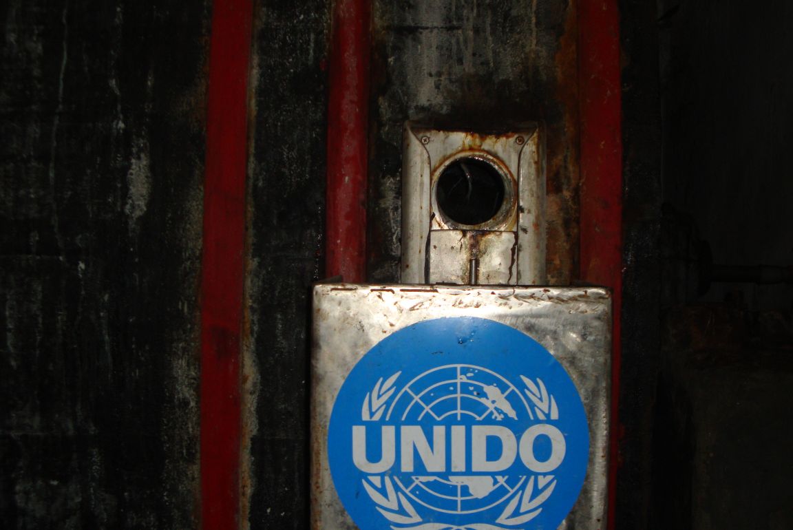 Detail of collection channel and drainage valve UNIDO improved chrome tanning, tanning drum modification Re-Tie Bangladesh